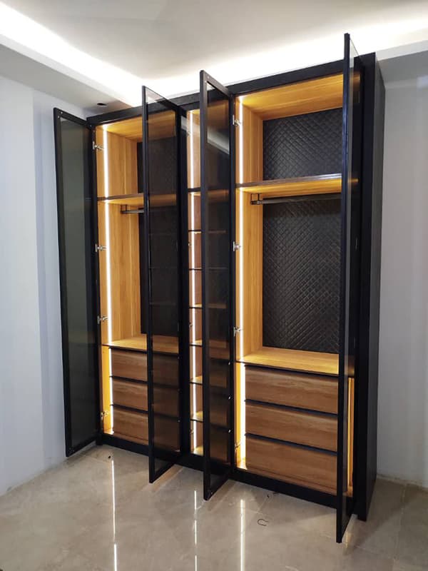 custome cabinetry millwork closet 16