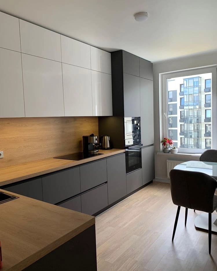 Flawless residential kitchen cabinet installation in Ontario by Blueprint Master
